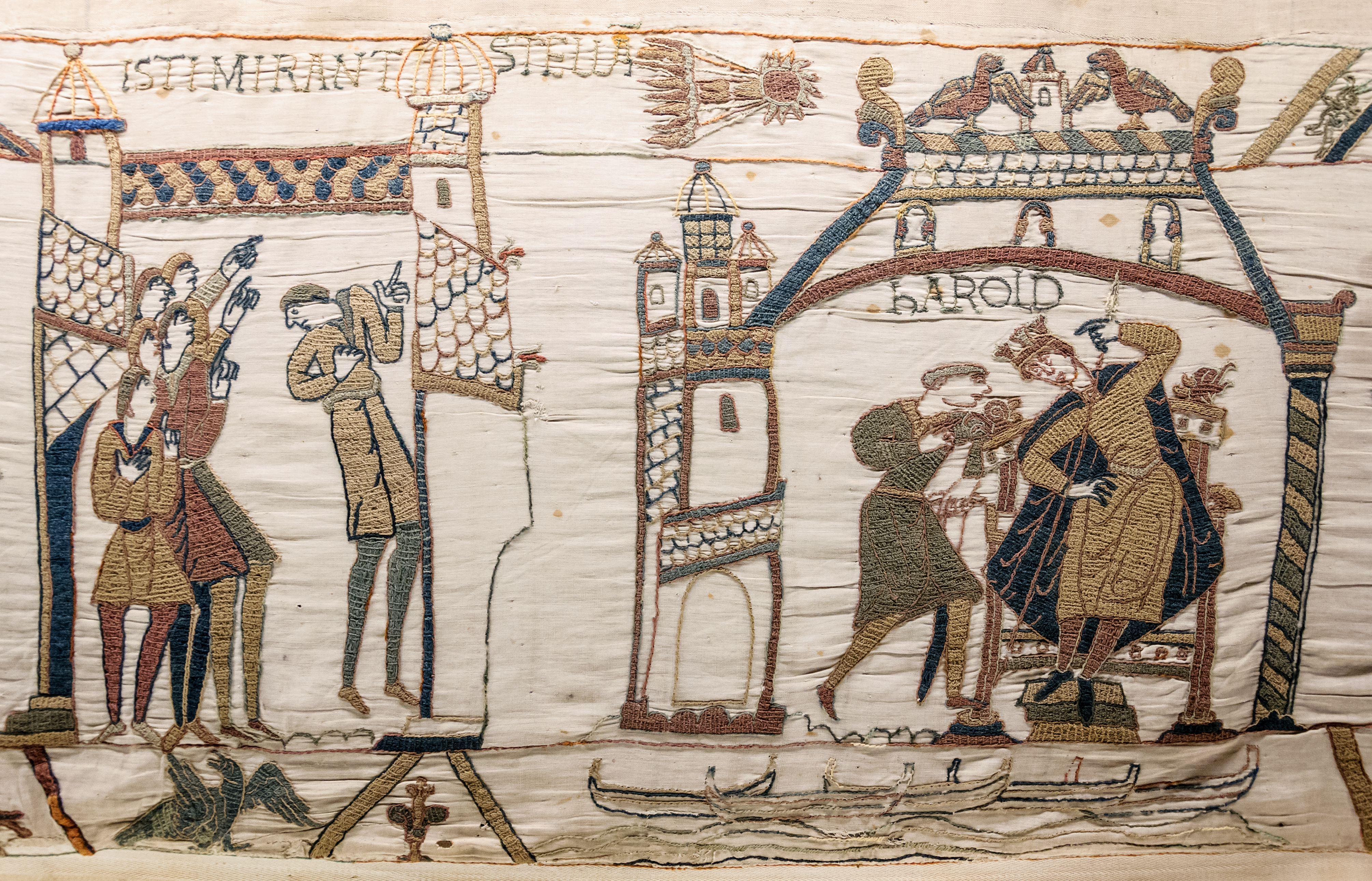 Bayeux_Tapestry_32-33_comet_Halley_Harold