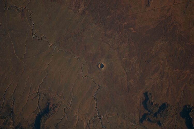 ISS022-E-6388_m