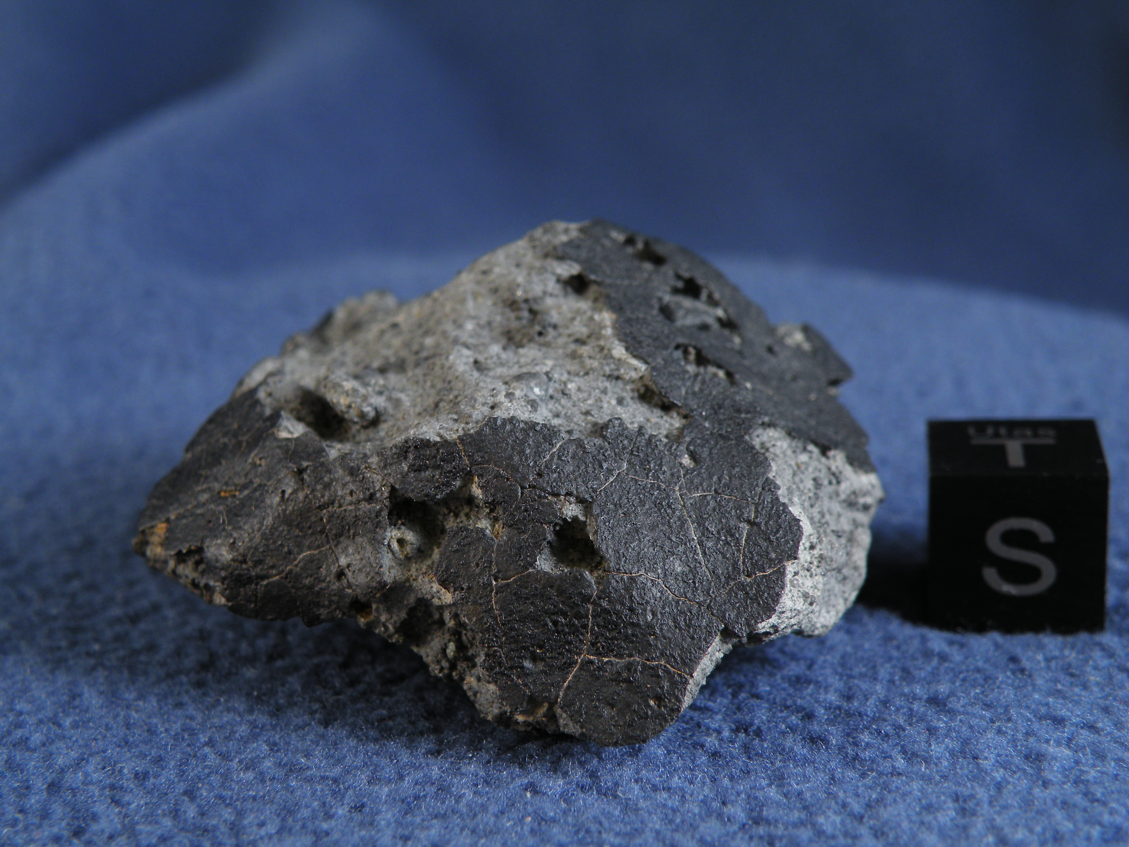 Meteorite rock rust фото 13