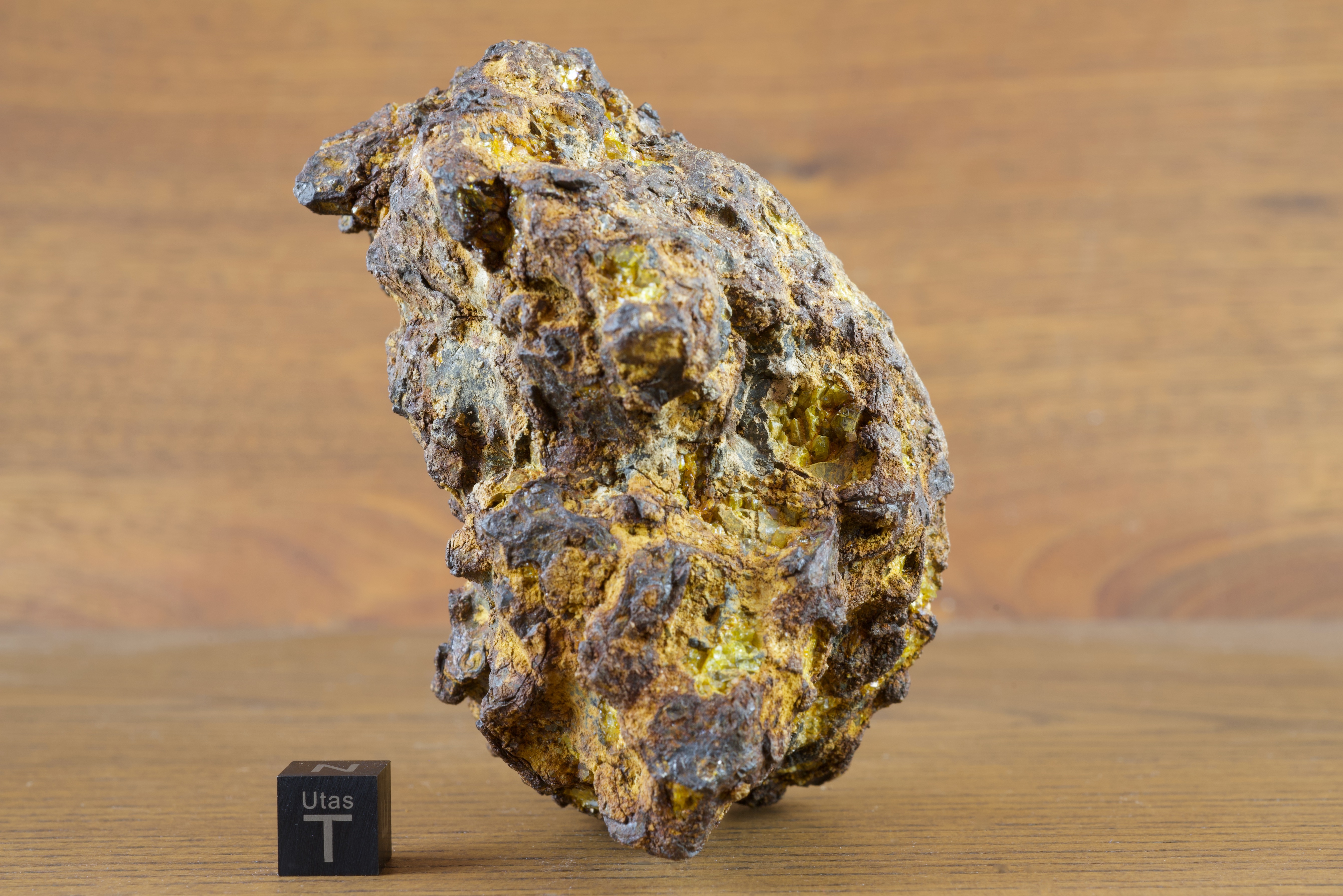 Meteorite rock rust фото 81